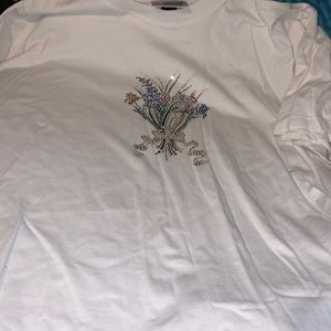 Beautiful vintage floral Christine Alexander 90s shirt